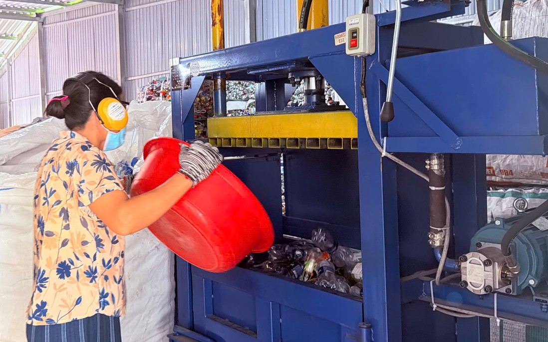Trao sinh kế, tiếp sức phụ nữ khởi nghiệp từ nghề ve chai