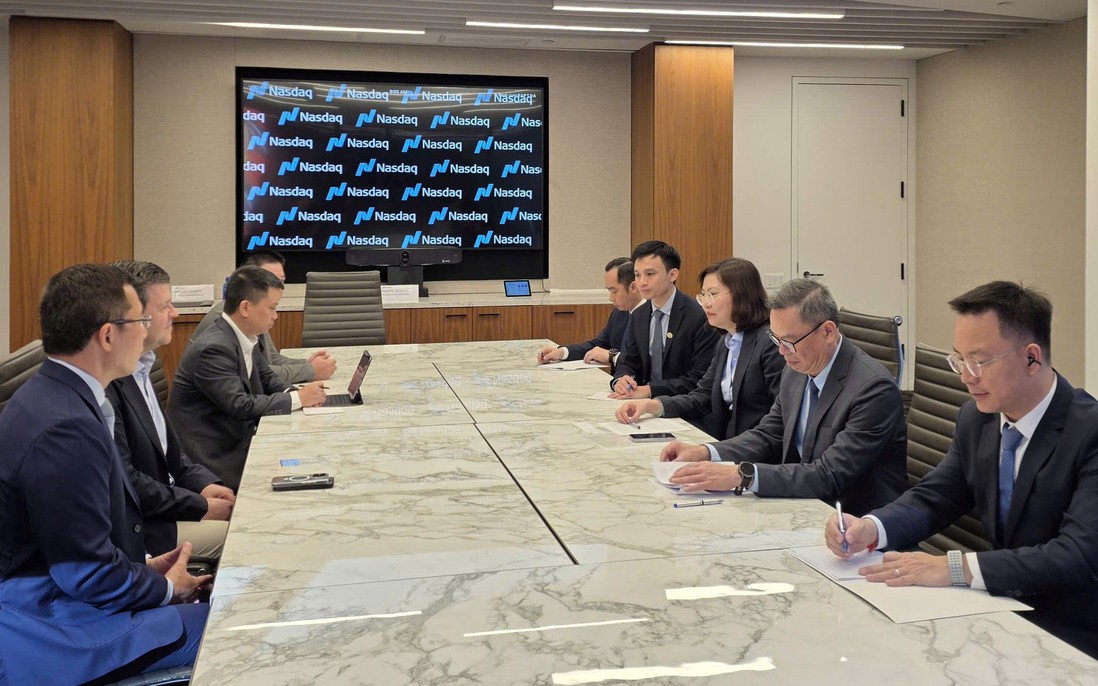 Chủ tịch Ủy ban Chứng khoán Nhà nước Vũ Thị Chân Phương làm việc với Phó Chủ tịch Nasdaq