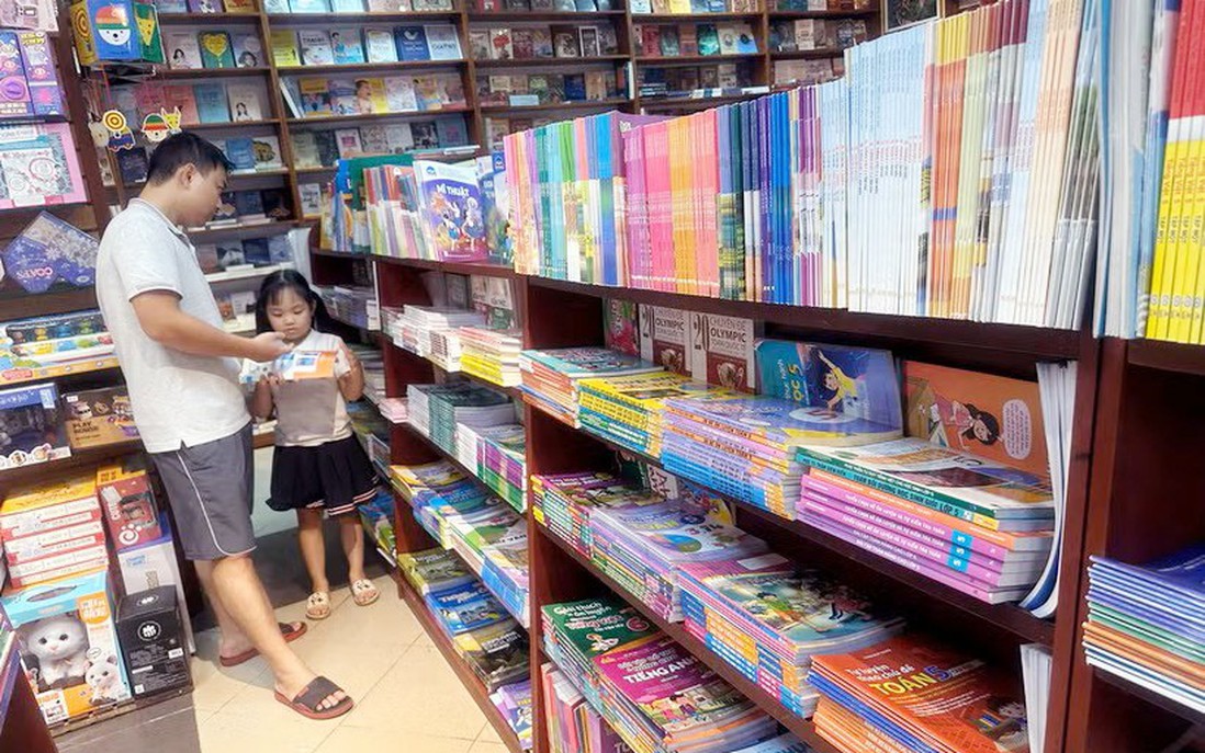 Thành phố Hà Nội chưa thực hiện miễn phí sách giáo khoa cho năm học mới