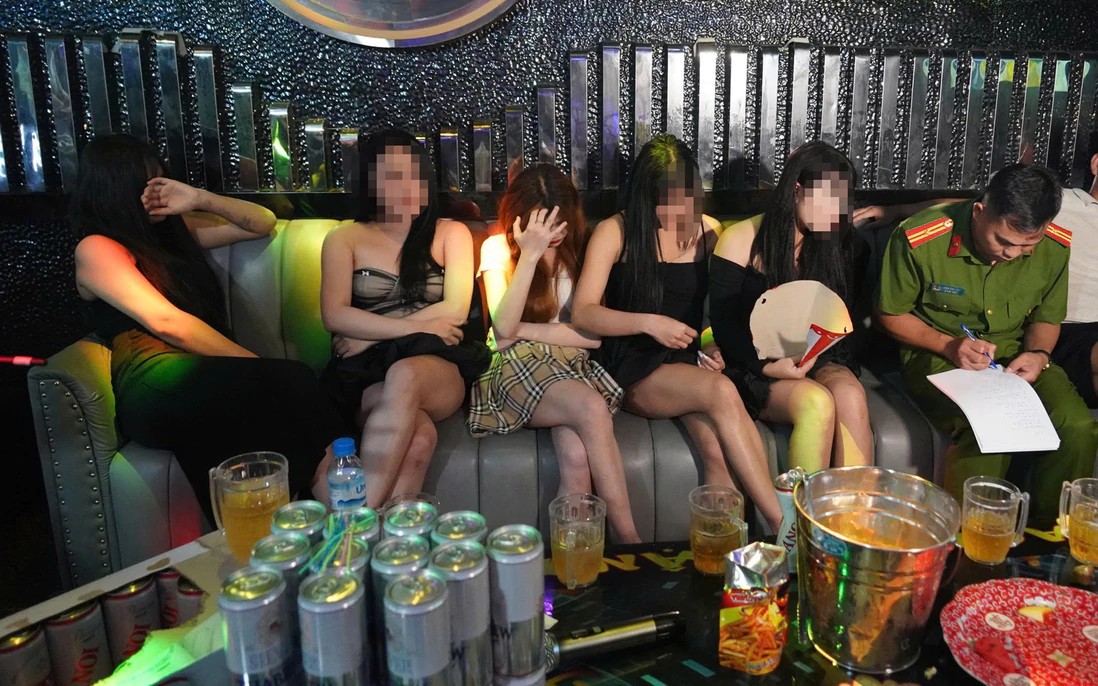 Cảnh báo thủ đoạn dụ dỗ trẻ em, học sinh vào làm việc tại quán bar, karaoke