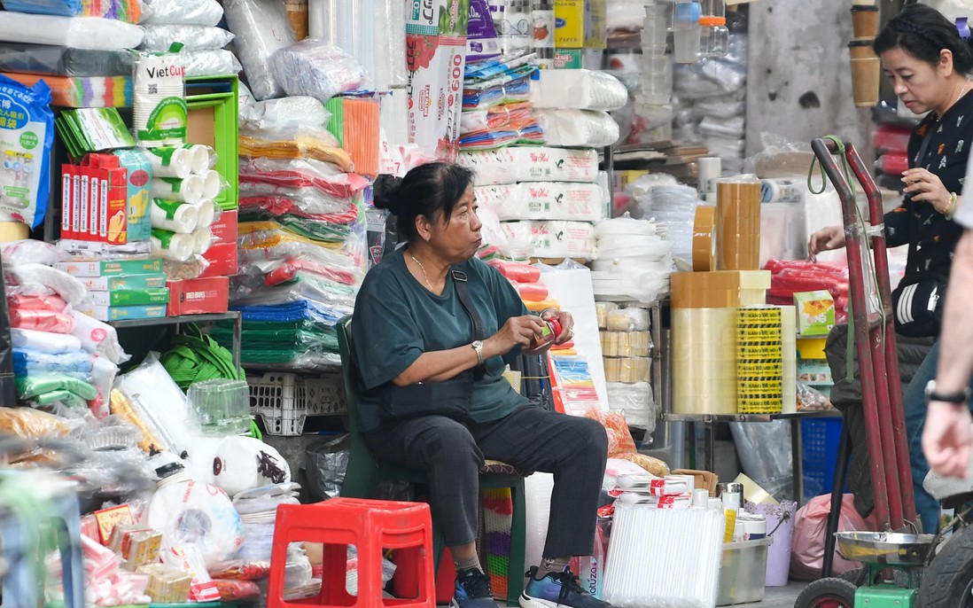 Đề xuất nâng ngưỡng tính thuế 10 tỷ đồng: Cởi trói thủ tục để nữ chủ hộ kinh doanh mở rộng quy mô