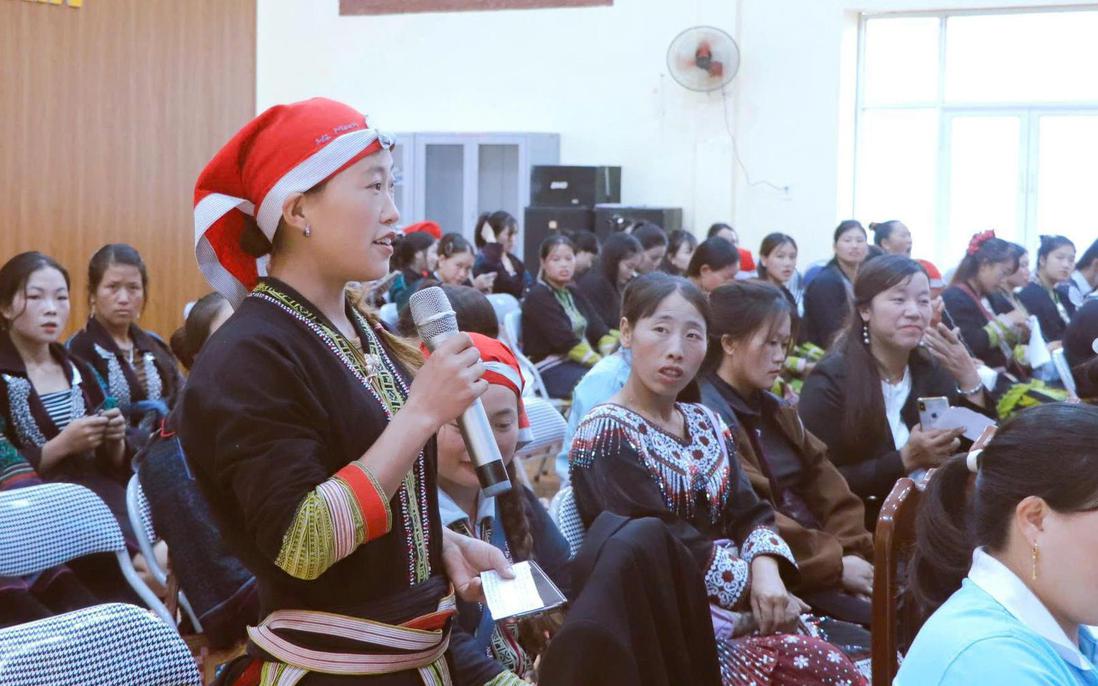 Hội LHPN tỉnh Lào Cai tổ chức đối thoại với hội viên phụ nữ tại xã Tả Phìn