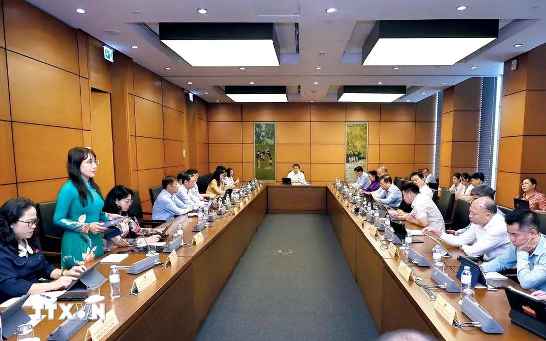 Đại biểu Quốc hội bàn về việc thành lập thành phố Quảng Ninh, thành phố Bắc Ninh