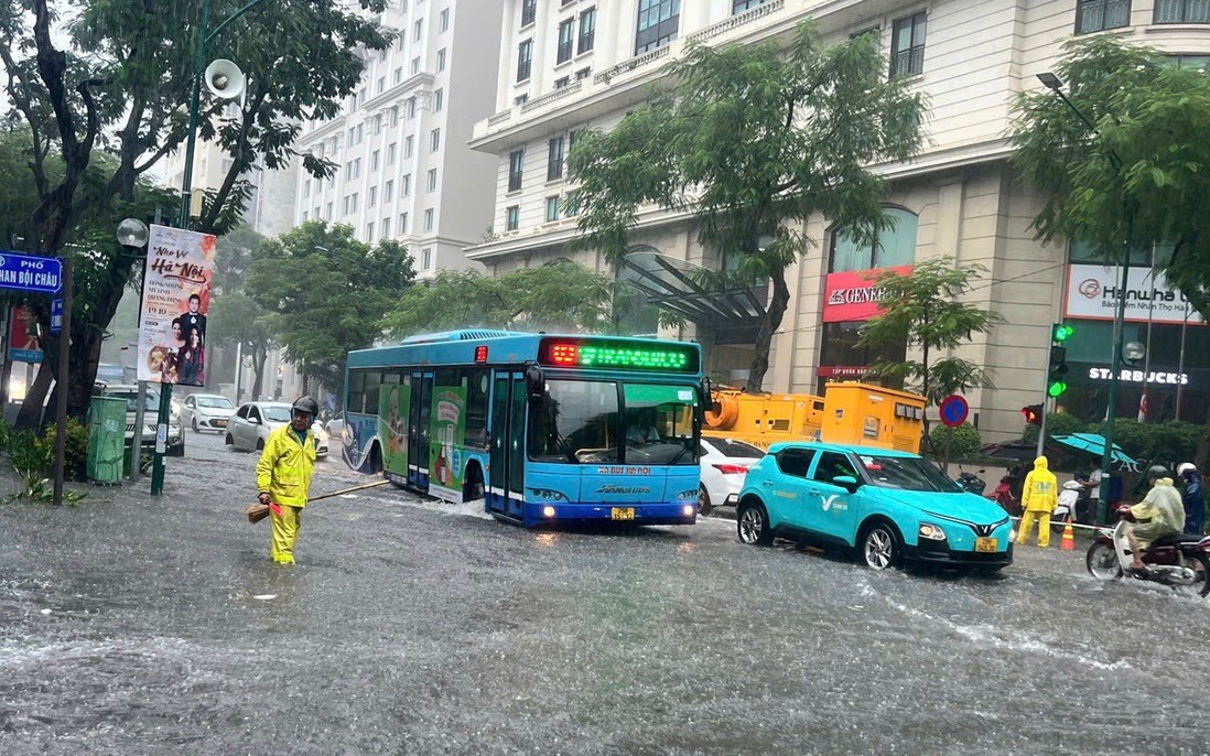 Hà Nội triển khai kế hoạch ứng phó thiên tai sớm cho những tháng cuối năm