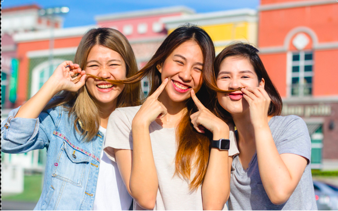 Những cô gái gen Z chọn chồng bằng… “bảng cân đối tài chính”