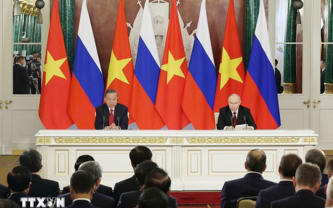 Xác lập tư duy đột phá mới trong quan hệ hợp tác Việt Nam-Nga, Việt Nam-Pháp