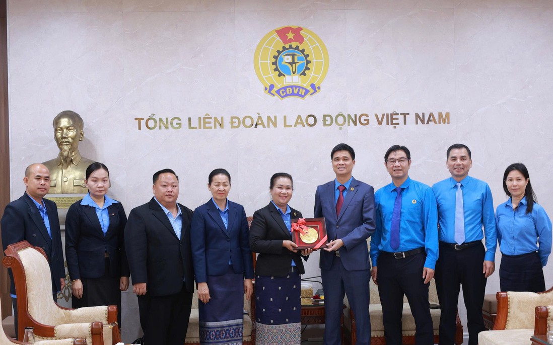 Công đoàn Hà Nội - Viêng Chăn tăng cường hợp tác chăm lo người lao động