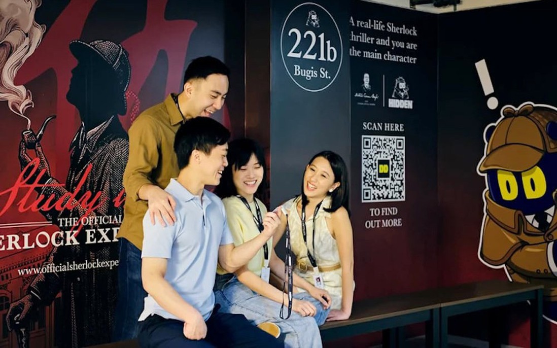 Trải nghiệm làm thám tử Sherlock Holmes và khám phá phong cách sống mới 