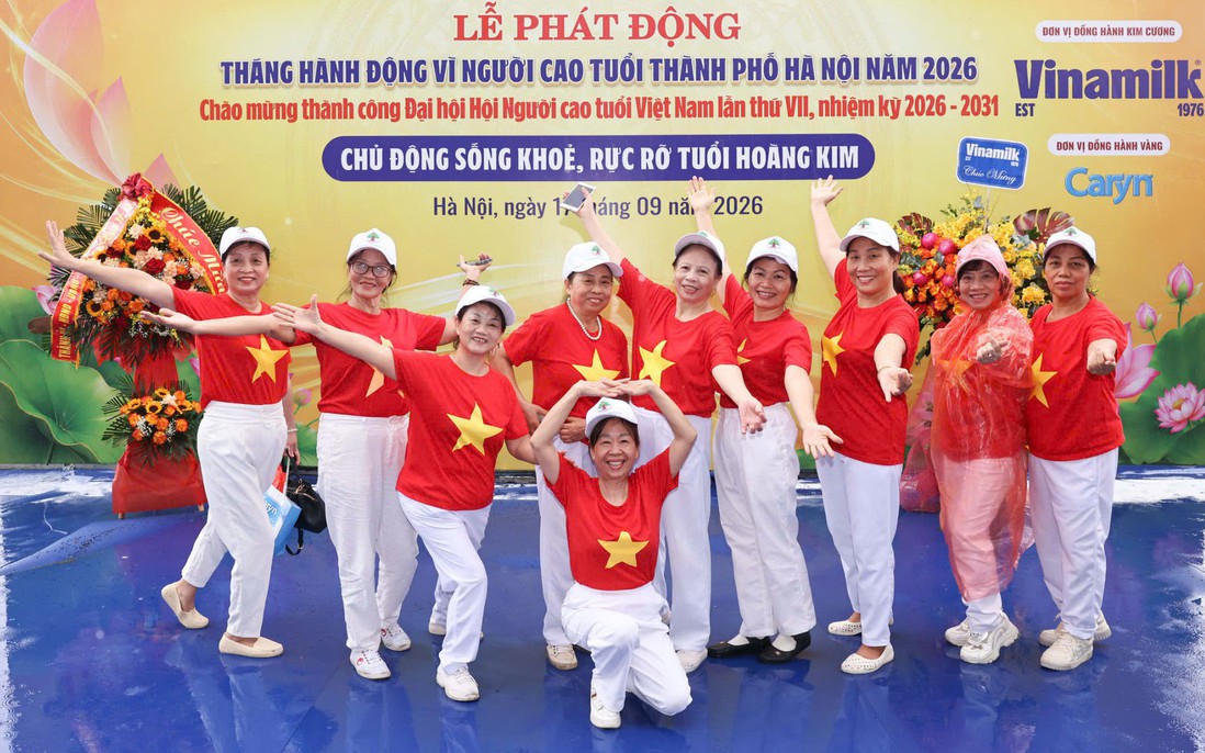 Vinamilk Sure đồng hành cùng hơn 2.000 người cao tuổi lan tỏa tinh thần sống khỏe