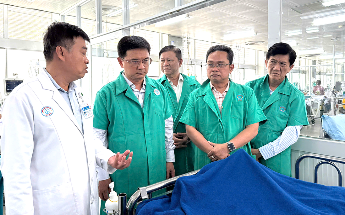 Lãnh đạo TPHCM thăm, hỗ trợ nạn nhân vụ cháy làm 7 người thương vong