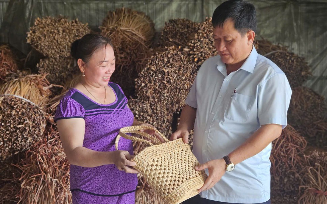 Phụ nữ nông thôn nâng giá trị tài nguyên bản địa, tạo sinh kế tại quê nhà