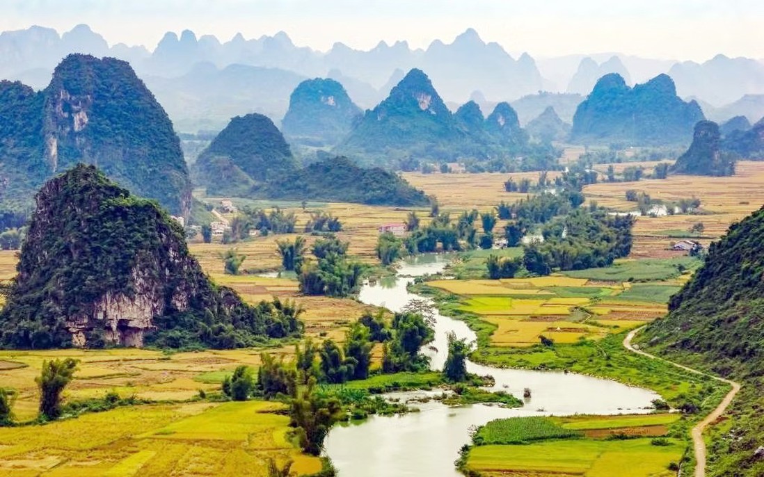 Vì sao du lịch thế giới giảm tốc, Việt Nam vẫn có thể ngược dòng?