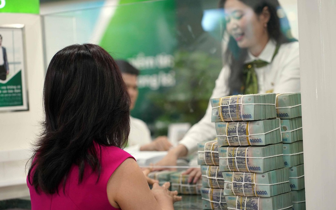 Đánh thức dòng tiền tiết kiệm: Muốn quỹ đầu tư lớn, trước hết phải xây niềm tin