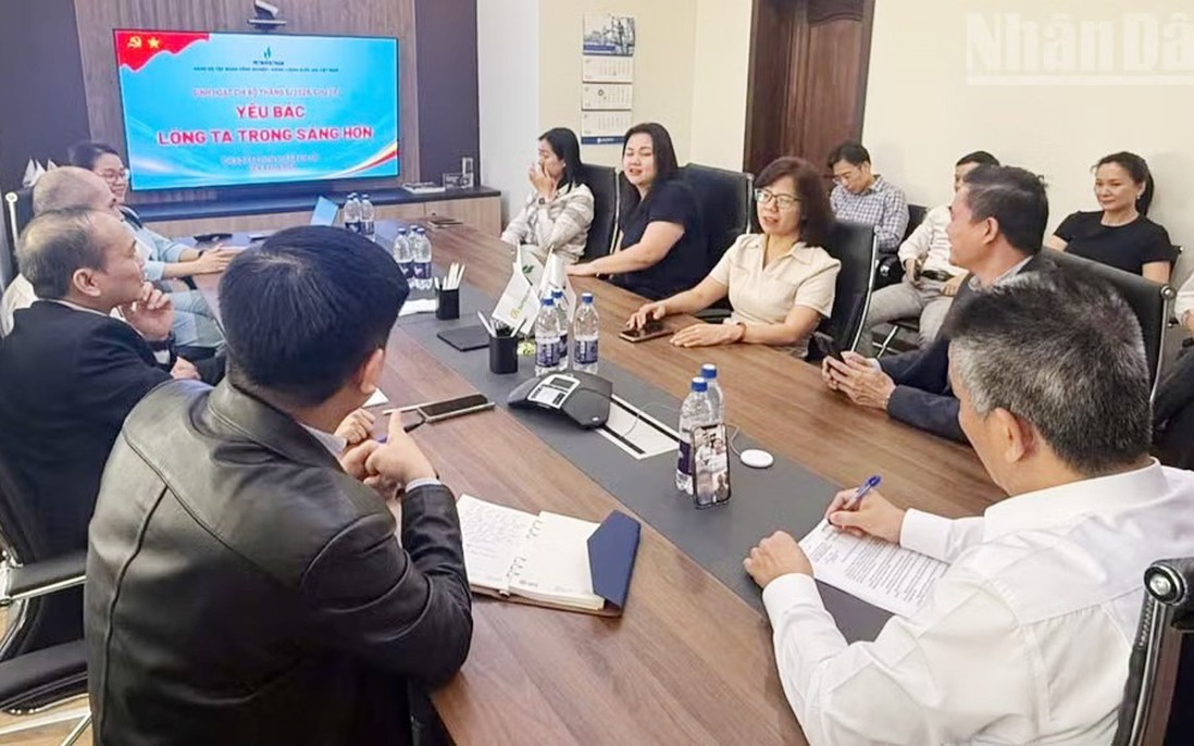 Tăng cường sự quan tâm của tổ chức Công đoàn đối với người lao động Việt Nam làm việc tại nước ngoài