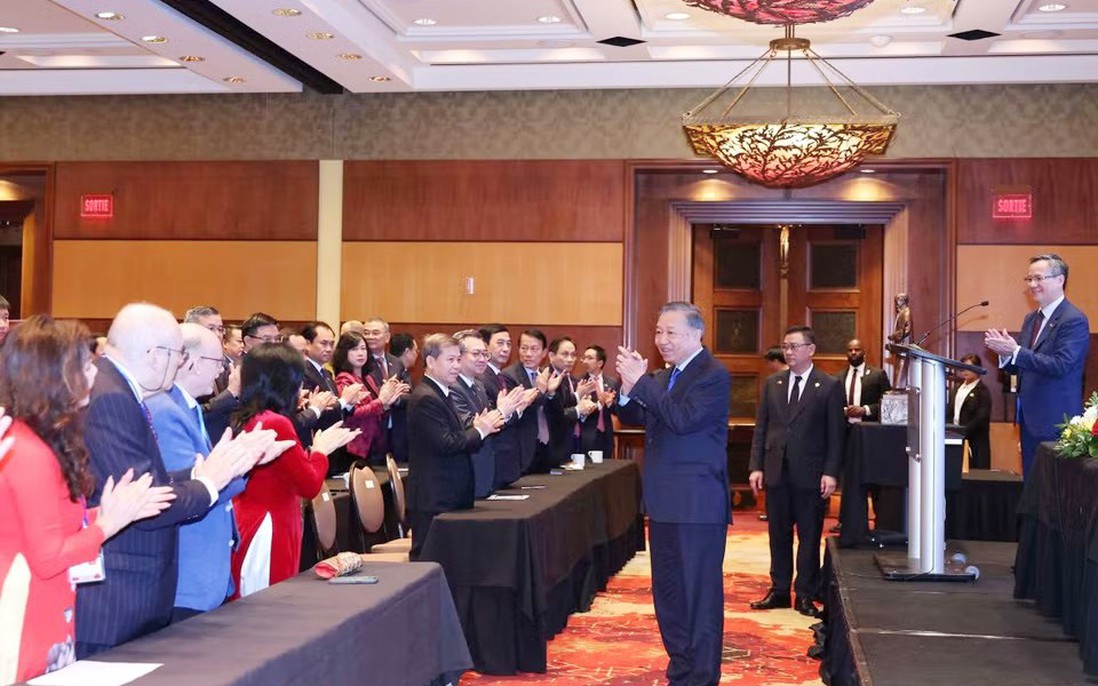 Tổng Bí thư, Chủ tịch nước Tô Lâm gặp gỡ cộng đồng người Việt Nam tại Canada