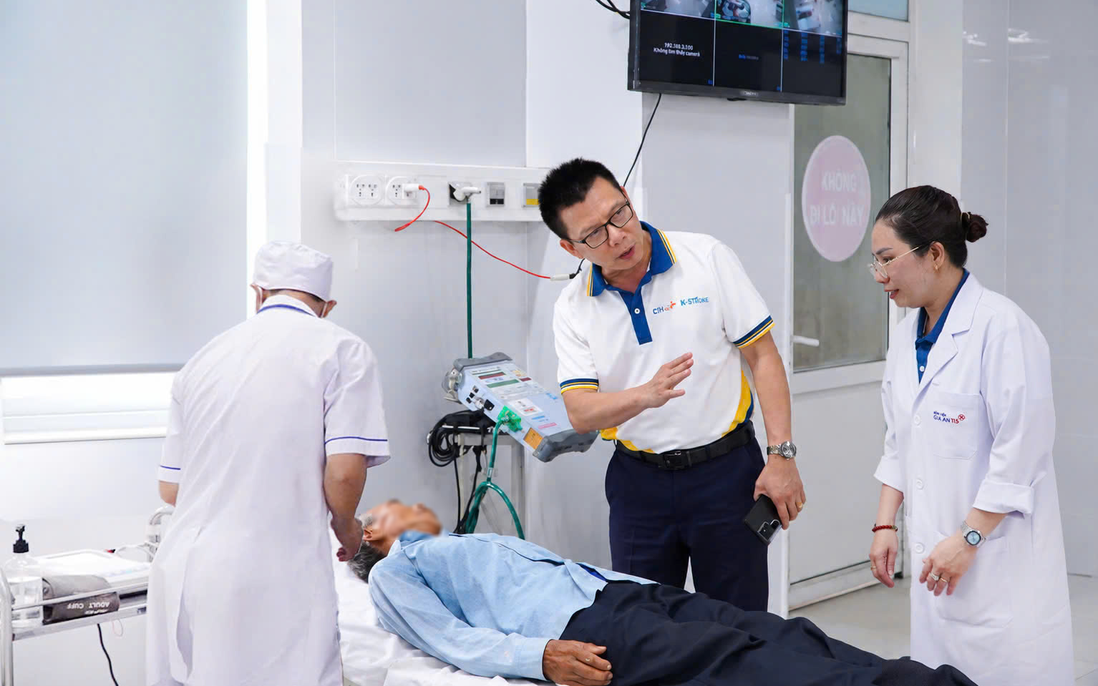 Đi khám bệnh từ thiện, bác sĩ bất ngờ phát hiện bệnh nhân bị nhồi máu cơ tim cấp