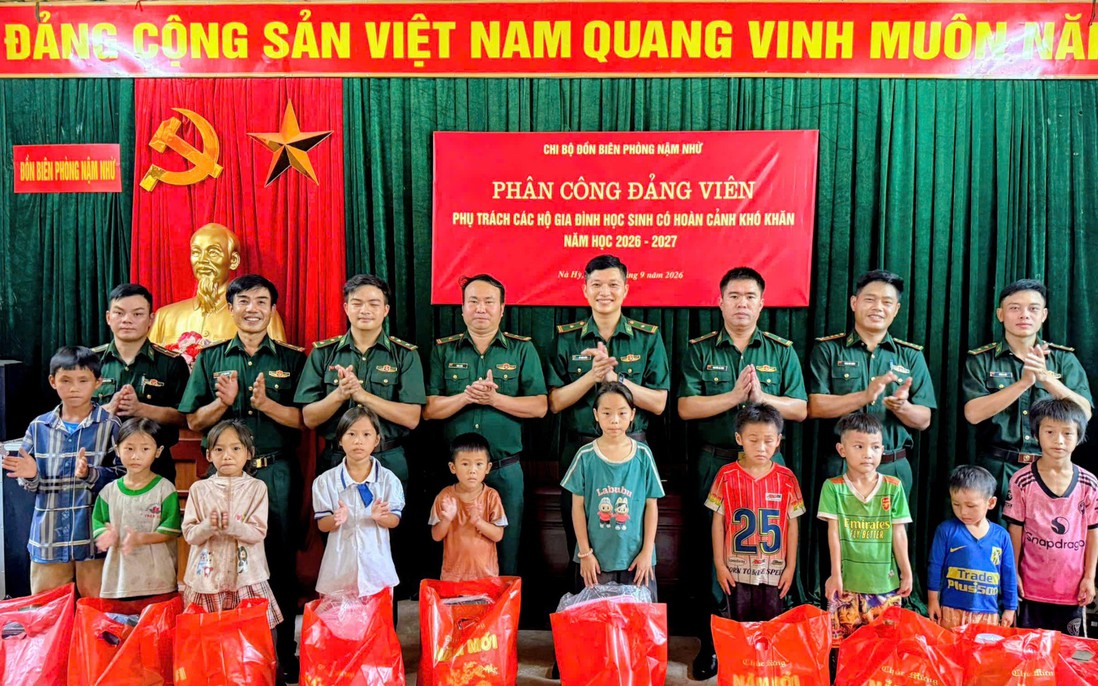 Đồn Biên phòng Nậm Nhừ phân công đảng viên phụ trách hộ gia đình có trẻ em mồ côi, đặc biệt khó khăn