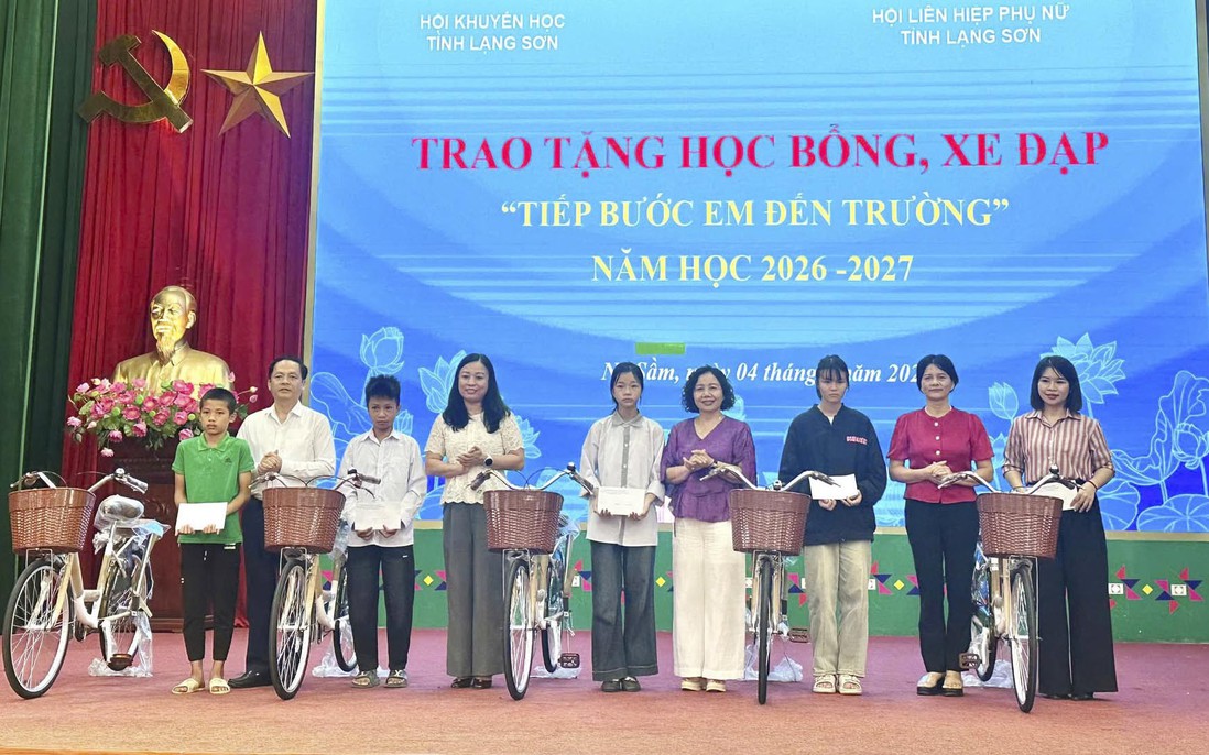 Hội LHPN Lạng Sơn "tiếp sức đến trường" cho học sinh nghèo