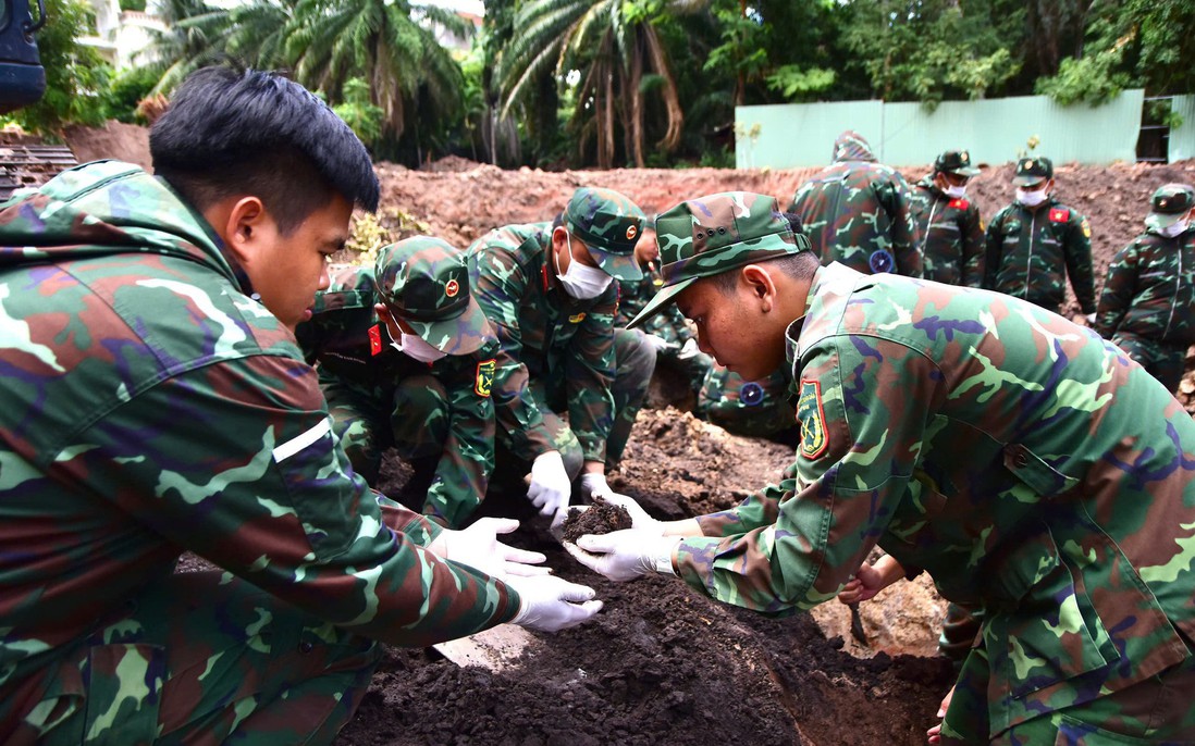 Phát hiện rãnh mộ số 2 tại khu A Công viên Lê Thị Riêng