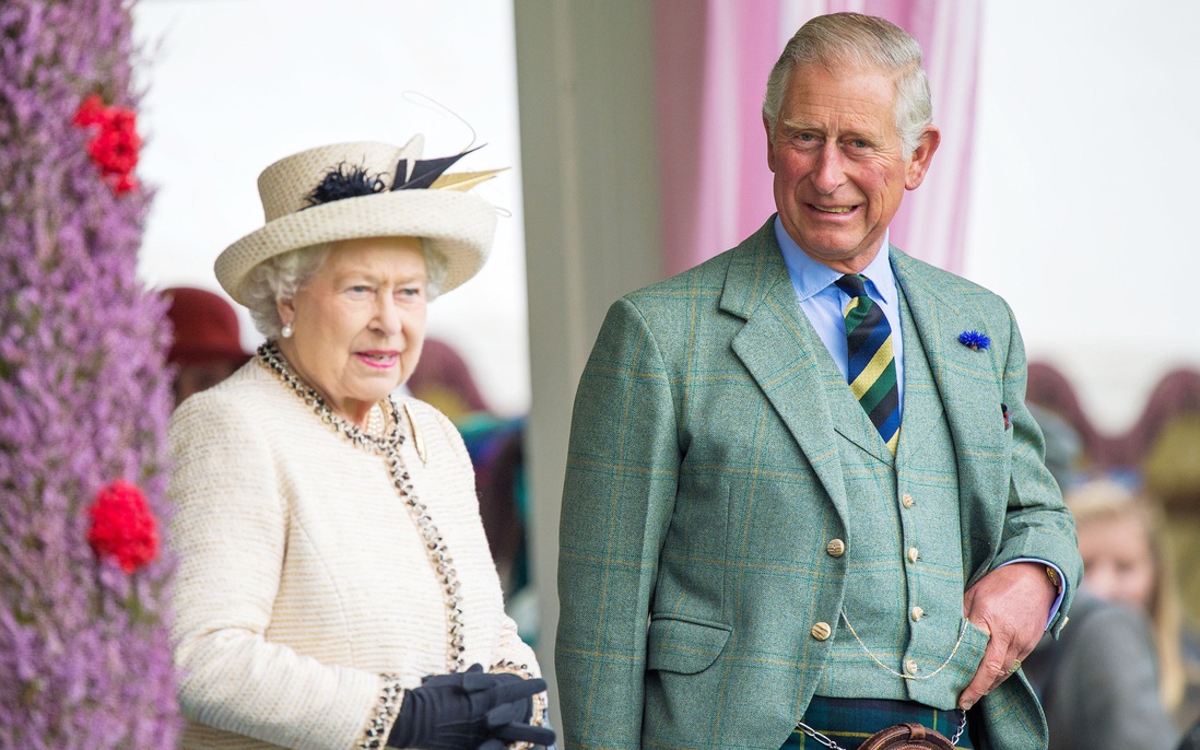 Nữ hoàng Anh sắp nhường ngôi cho Thái tử Charles?