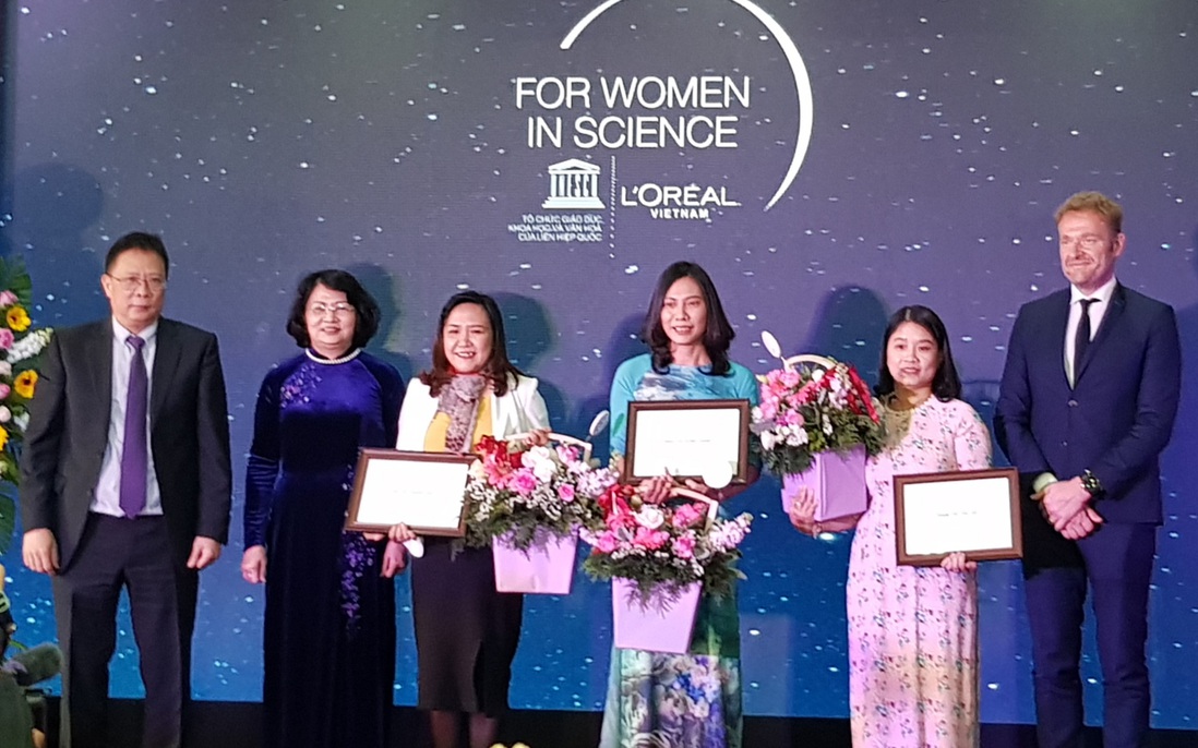Vinh danh các nhà khoa học nữ xuất sắc trong 10 năm qua