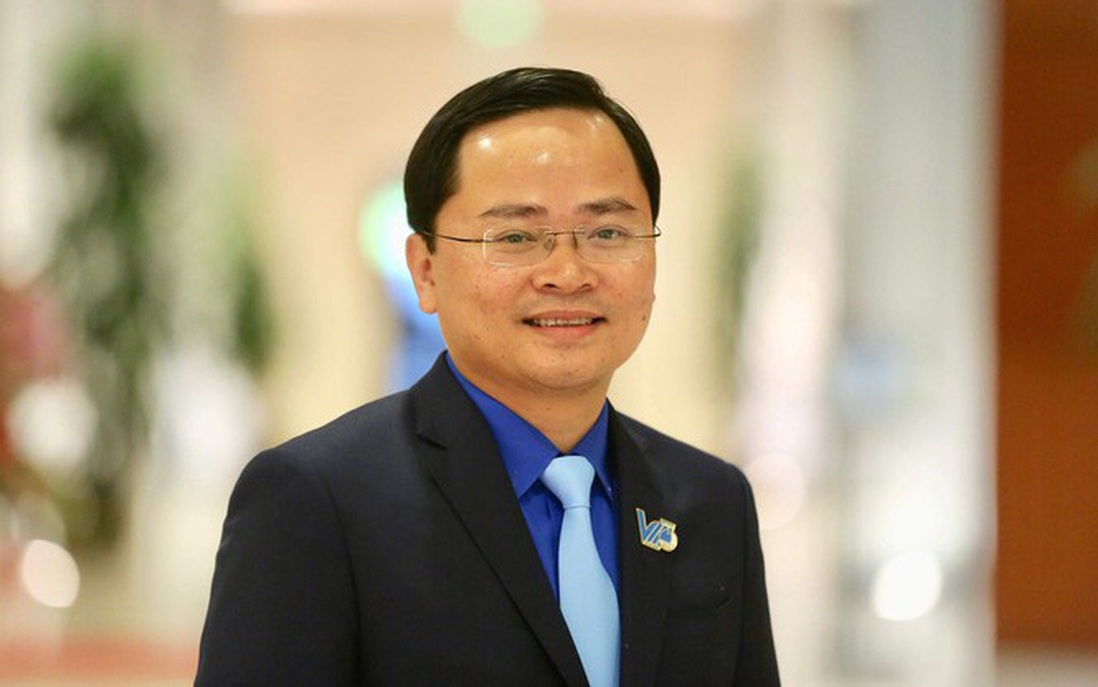 Anh Nguyễn Anh Tuấn giữ chức Chủ tịch Hội Liên hiệp Thanh niên Việt Nam