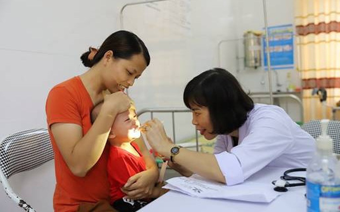 Nâng cao chất lượng chăm sóc sức khỏe bà mẹ, trẻ em tại Ninh Bình