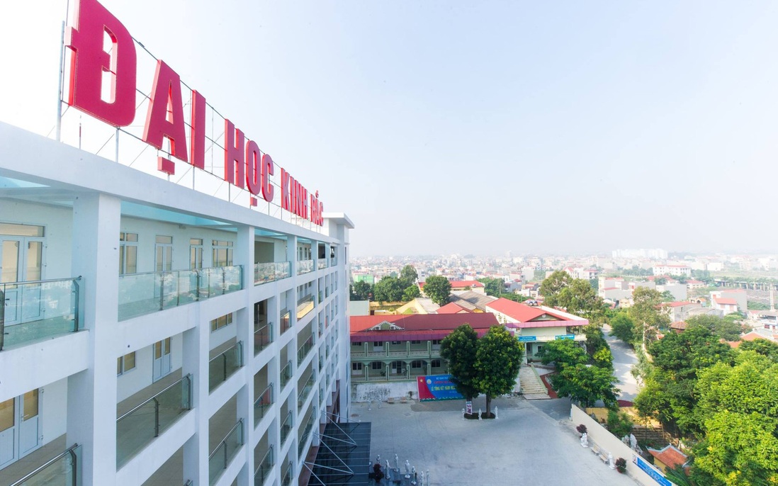 Khởi tố, bắt tạm giam Hiệu phó Trường Đại học Kinh Bắc