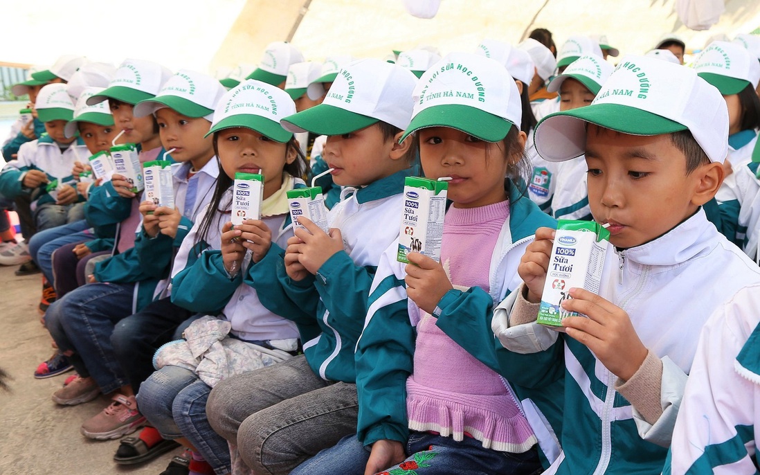 130.000 trẻ em mầm non và tiểu học Hà Nam thụ hưởng Chương trình Sữa học đường