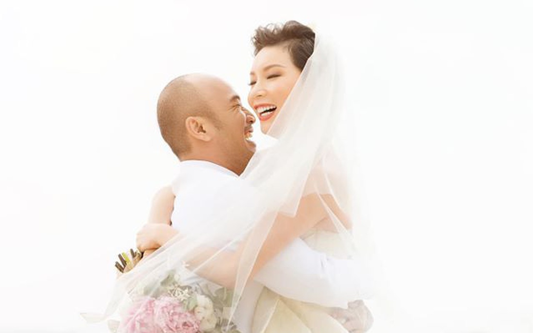 Cựu siêu mẫu Xuân Lan bất ngờ làm lễ cưới vào đúng ngày đầu năm 2020