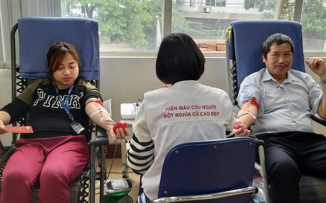 “Nối vòng tay tình nguyện-Hiến giọt máu yêu thương” góp gần 20.000ml máu cứu người