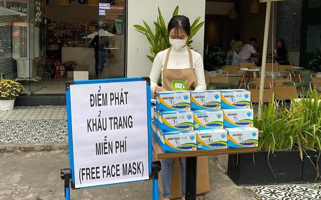 Các điểm phát khẩu trang miễn phí phòng virus Corona tại Hà Nội, TPHCM, Đà Nẵng