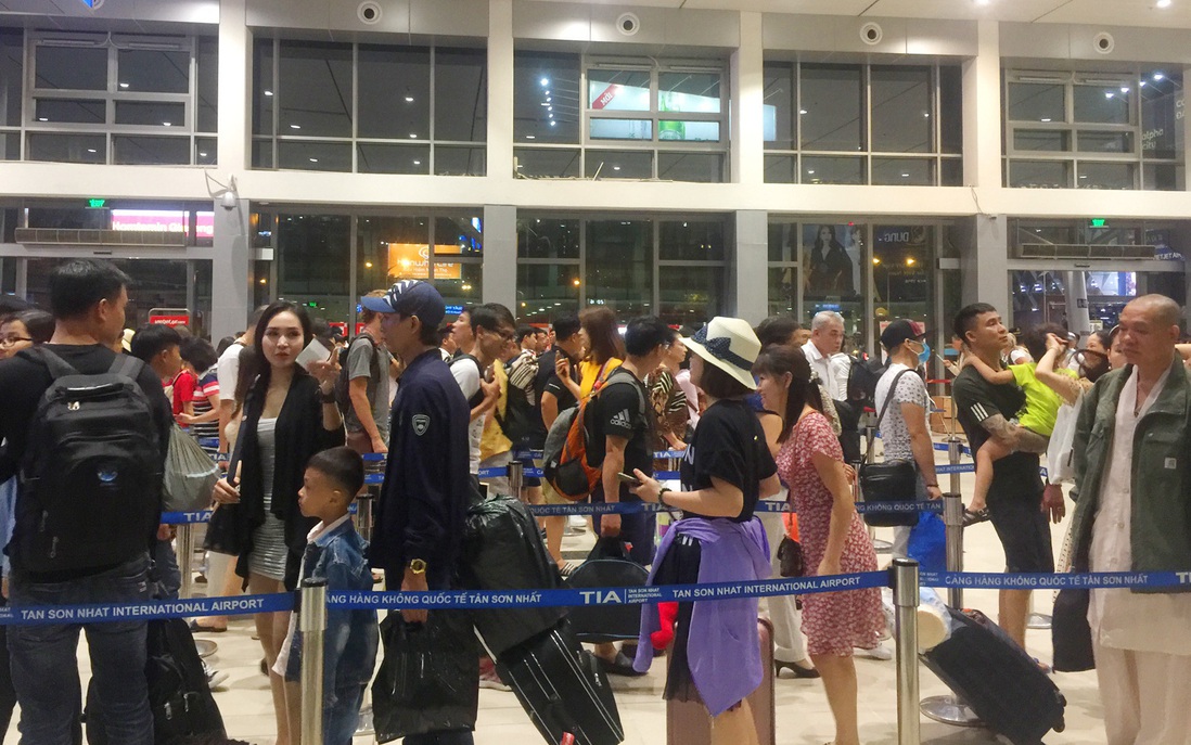 TPHCM khẩn trương "truy tìm" 67 hành khách từ Trung Quốc nhập cảnh Việt Nam