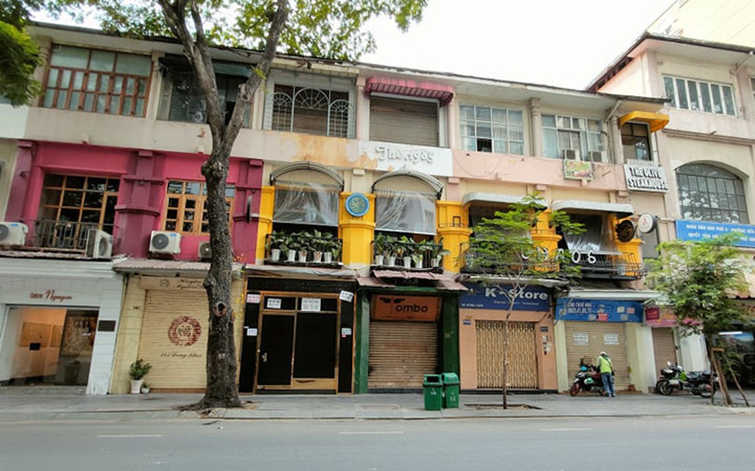 Người Sài Gòn chật vật thích nghi khi quán xá đóng cửa mùa dịch bệnh