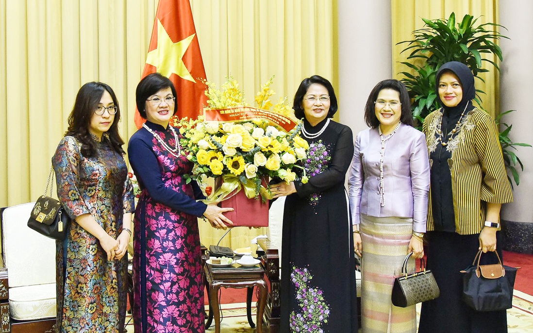 ASEAN quan tâm đến phụ nữ, trẻ em nghèo