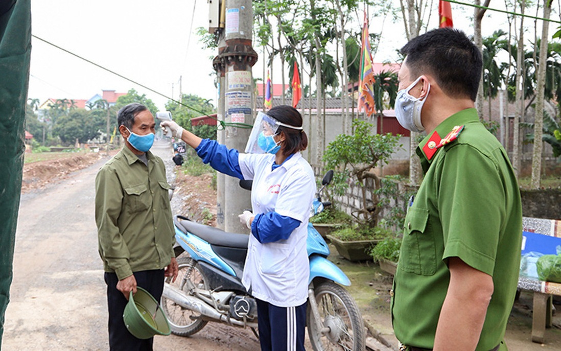 Hàng xóm của bệnh nhân 251 ở Hà Nam: "Bệnh sợ" còn nguy hiểm hơn bệnh tật