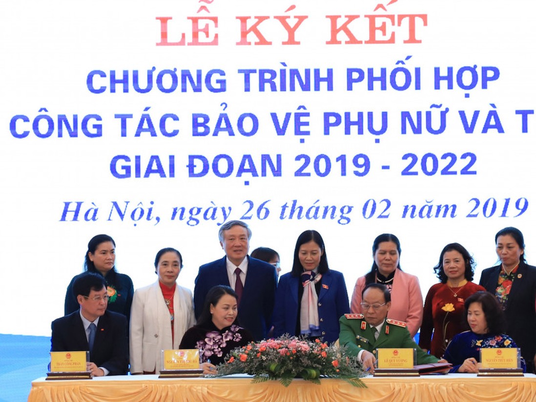 Hội LHPN Việt Nam phối hợp với Toà án, Viện kiểm sát, Bộ Công an tăng cường bảo vệ phụ nữ, trẻ em