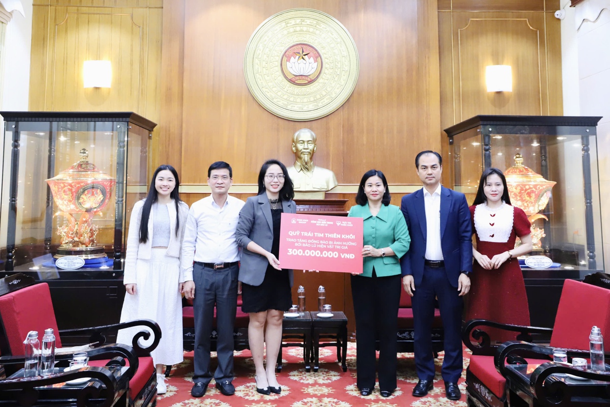 Lãnh đạo UBTƯ MTTQ Việt Nam tiếp nhận hơn 5 tỷ đồng hỗ trợ đồng bào miền Trung, Tây Nguyên- Ảnh 3.