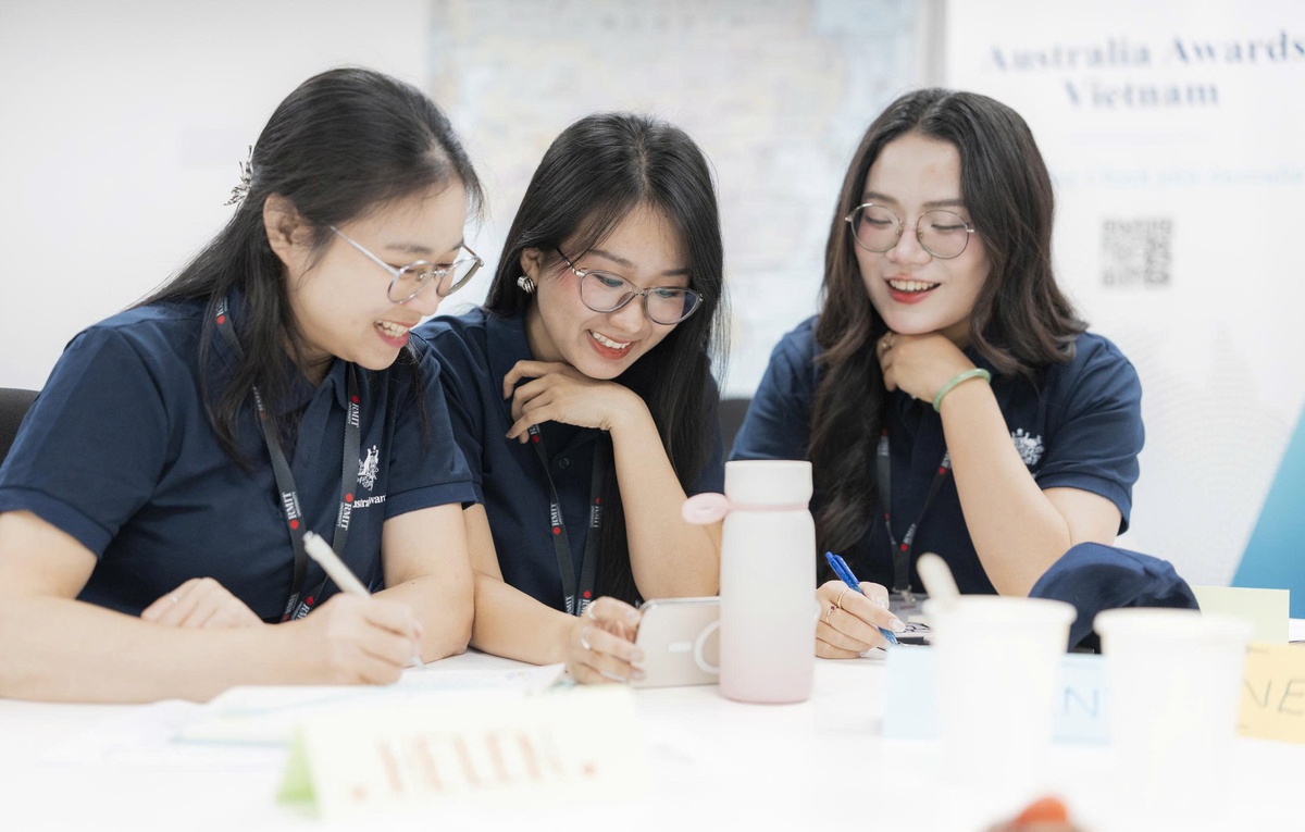 Trong 10 năm, hơn 500 sinh viên Việt Nam nhận học bổng của Chính phủ Australia- Ảnh 1.