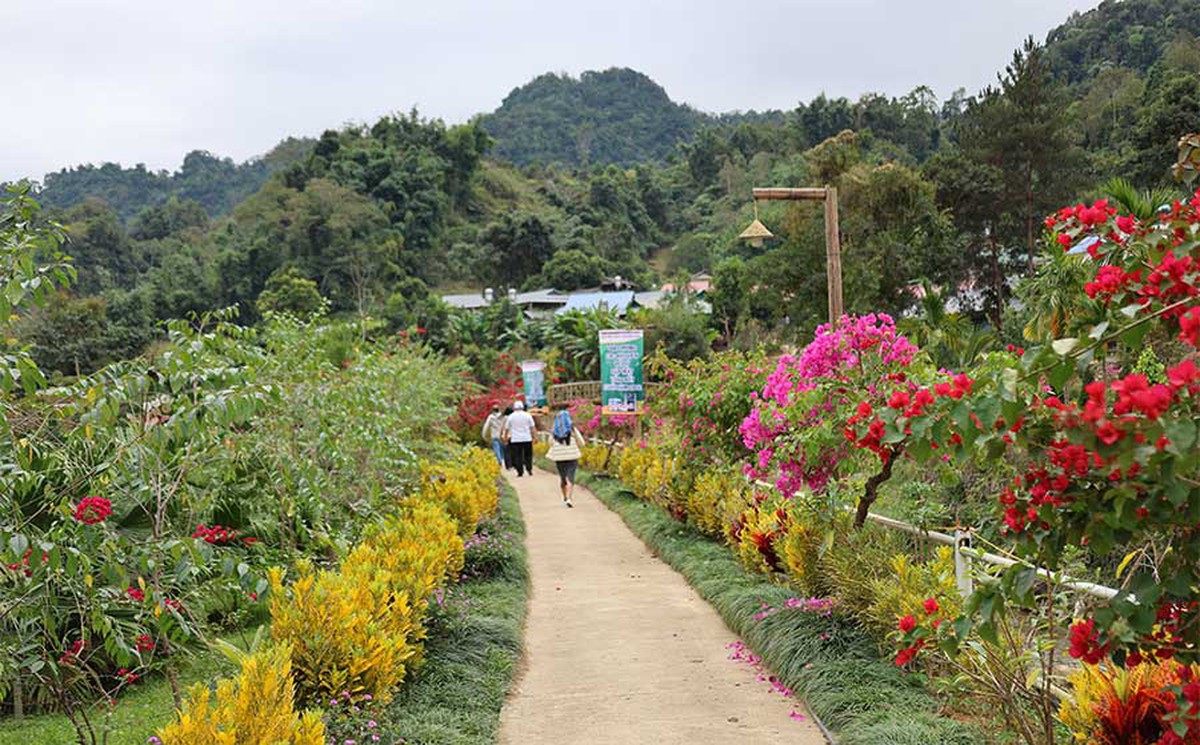 Phụ nữ bản Thẳm góp phần đưa văn hóa Lự trở thành sản phẩm du lịch đặc sắc- Ảnh 1.