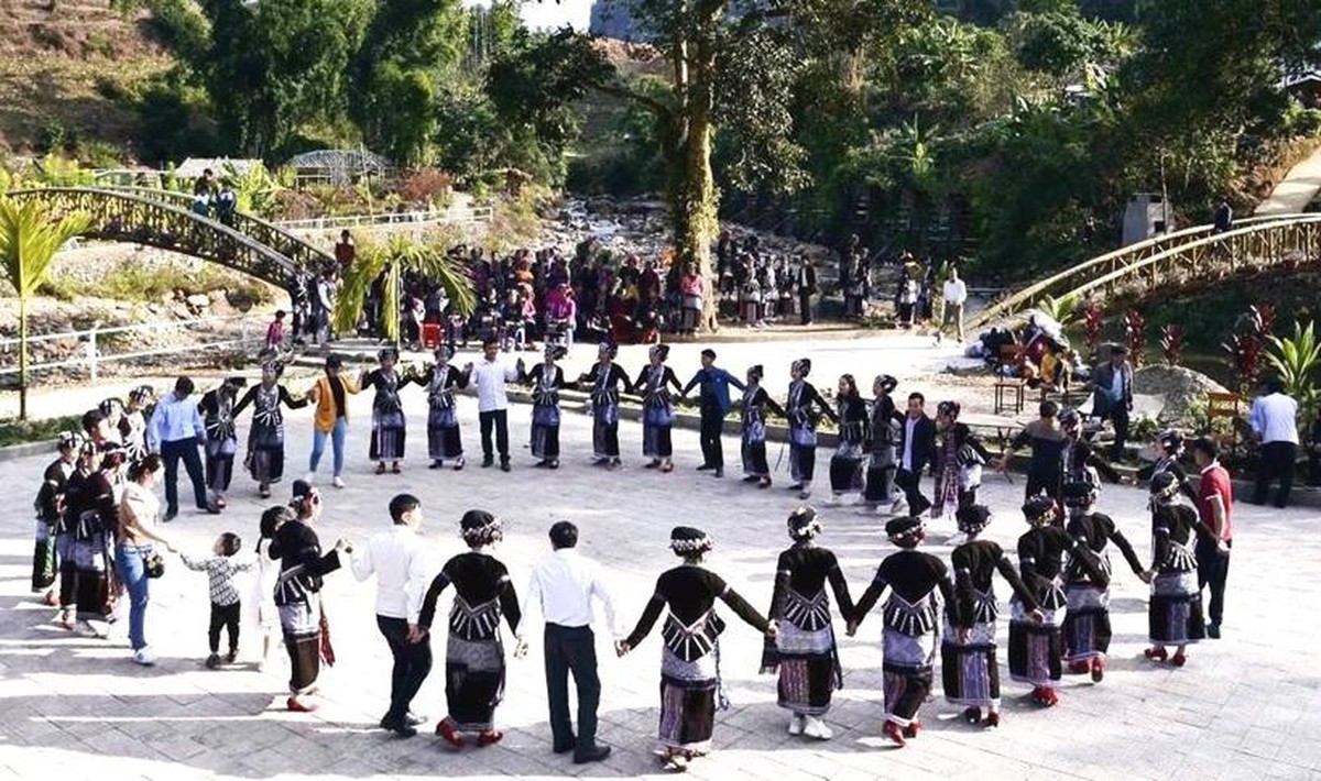 Gìn giữ bản sắc văn hóa dân tộc Lự gắn với phát triển du lịch cộng đồng ở xã Khun Há- Ảnh 1. Gìn giữ bản sắc văn hóa dân tộc Lự gắn với phát triển du lịch cộng đồng ở xã Khun Há- Ảnh 1.