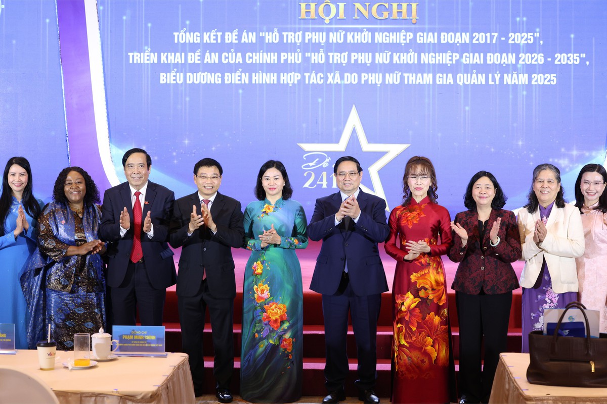 Thủ tướng: Nếu chúng ta ủng hộ nam giới khởi nghiệp một phần thì phải ủng hộ phụ nữ khởi nghiệp gấp 2-3 lần- Ảnh 3.