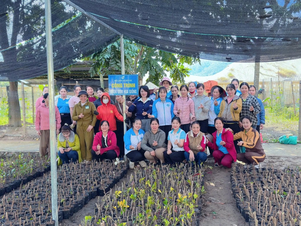 Xác định truyền thông "đi trước 1 bước" để đồng hành cùng phụ nữ thoát nghèo bền vững- Ảnh 1. Xác định truyền thông "đi trước 1 bước" để đồng hành cùng phụ nữ thoát nghèo bền vững- Ảnh 1.