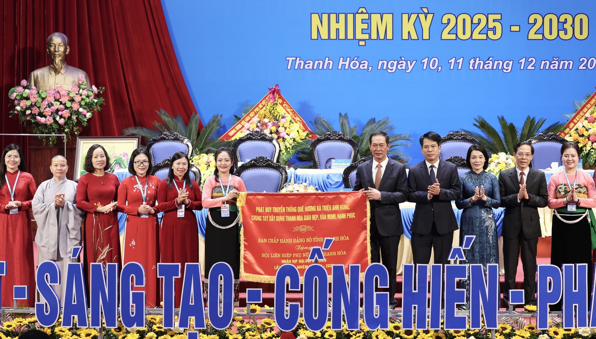 Những hình ảnh đẹp tại Đại hội đại biểu Phụ nữ tỉnh Thanh Hóa lần thứ XIX, nhiệm kỳ 2025-2030- Ảnh 9. Những hình ảnh đẹp tại Đại hội đại biểu Phụ nữ tỉnh Thanh Hóa lần thứ XIX, nhiệm kỳ 2025-2030- Ảnh 9.
