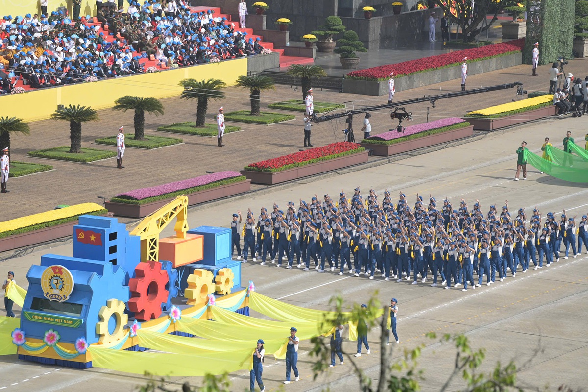 10 sự kiện, hoạt động Công đoàn tiêu biểu năm 2025- Ảnh 3. 10 sự kiện, hoạt động Công đoàn tiêu biểu năm 2025- Ảnh 3.