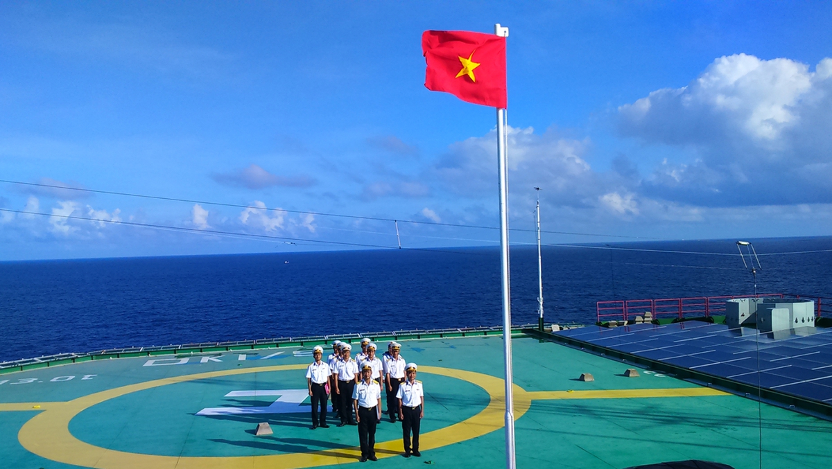 Nhà giàn DK1 - nơi hun đúc ý chí kiên cường, bất khuất của những người lính ở đầu sóng- Ảnh 1.