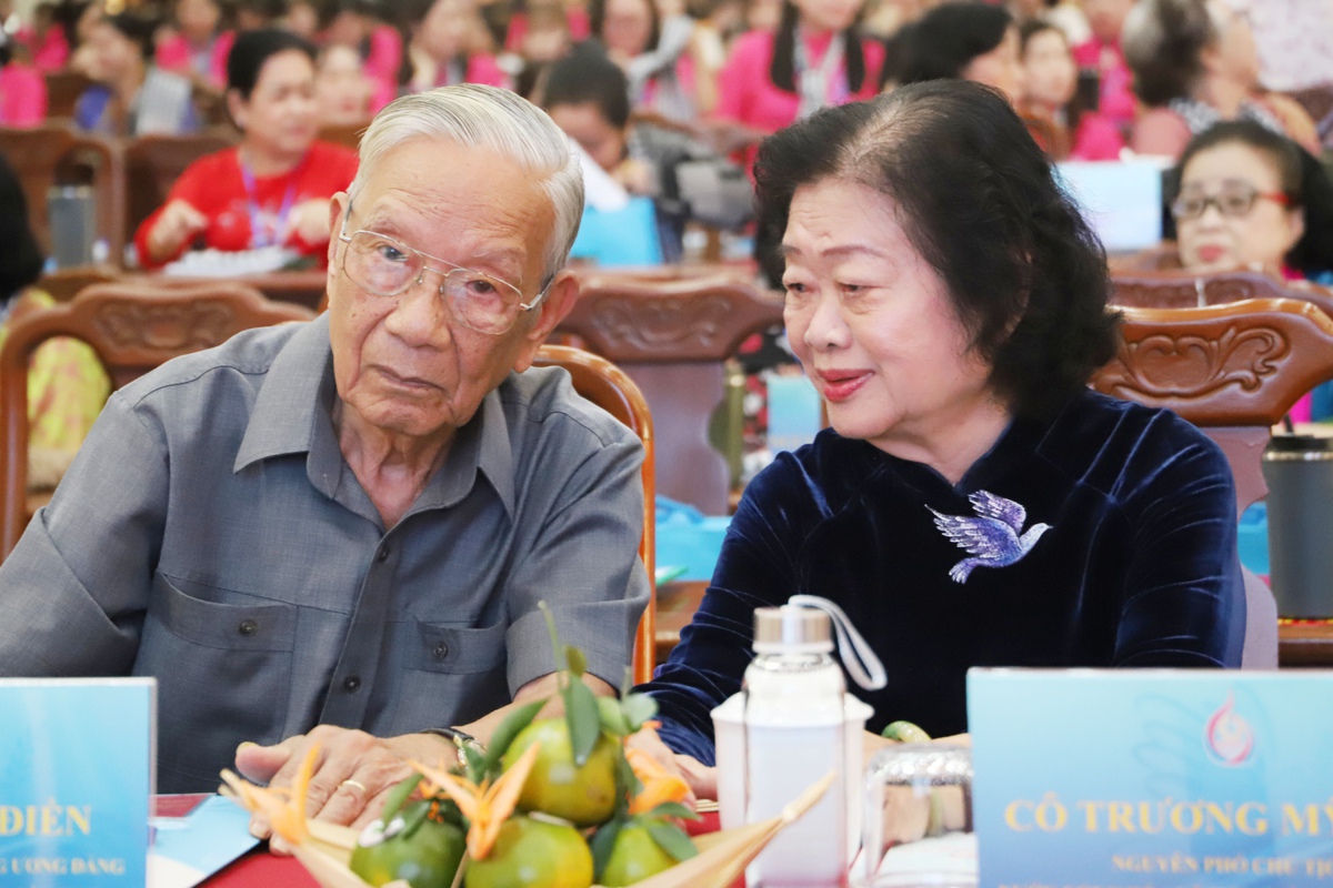 Chủ tịch Hội LHPN Việt Nam Nguyễn Thị Tuyến dự Đại hội đại biểu Phụ nữ TP Cần Thơ - Ảnh 1.
