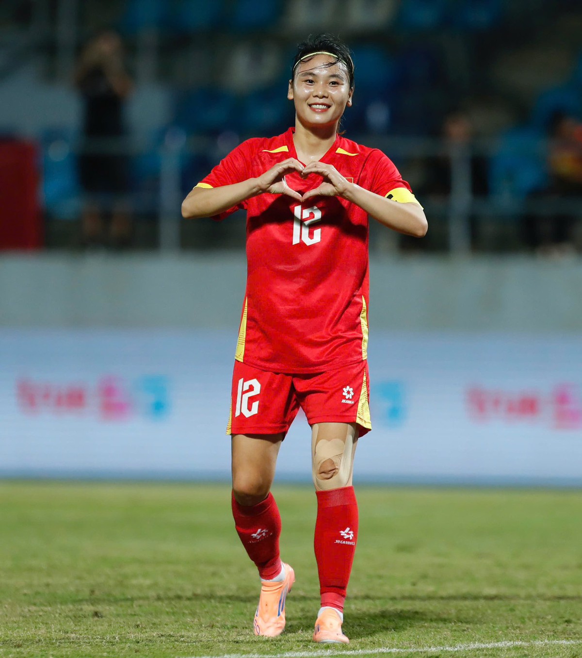 Lộ diện Top 5 đề cử Quả bóng Vàng nữ Việt Nam 2025- Ảnh 3.