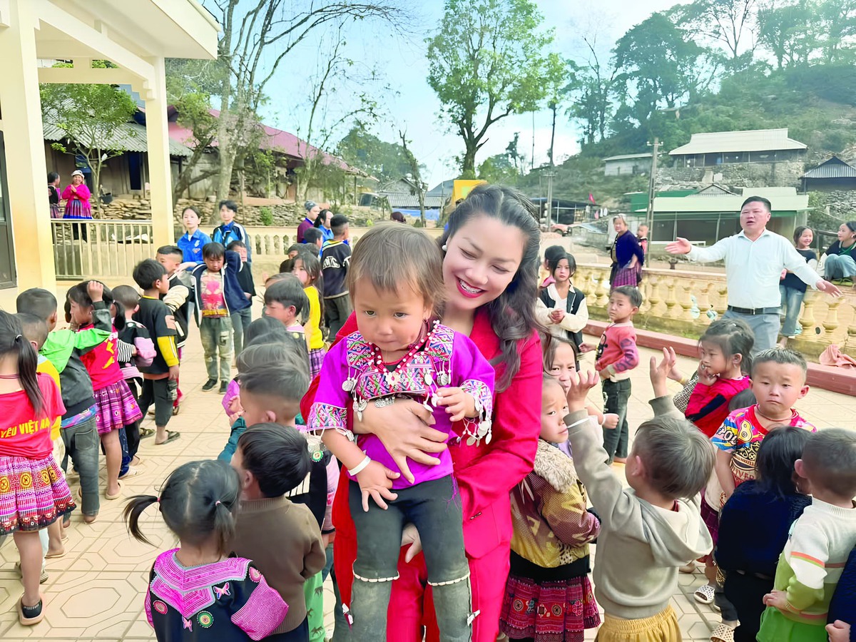 Hành trình thiện nguyện gieo hạt lành của  nữ doanh nhân  Nguyễn Thị Minh Thu