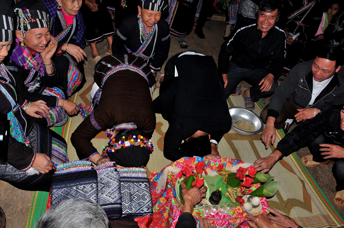 Độc đáo phong tục cưới xin truyền thống của người Lự trong nhịp sống mới- Ảnh 5. Độc đáo phong tục cưới xin truyền thống của người Lự trong nhịp sống mới- Ảnh 5.